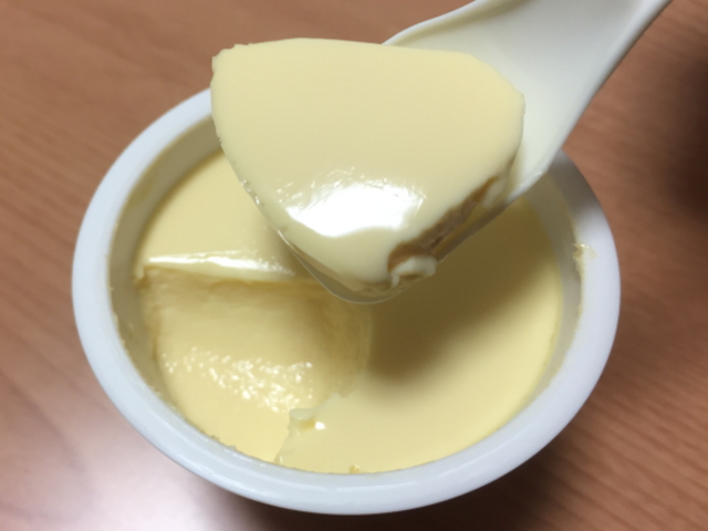 スターバックス　ミルクカスタードプリン